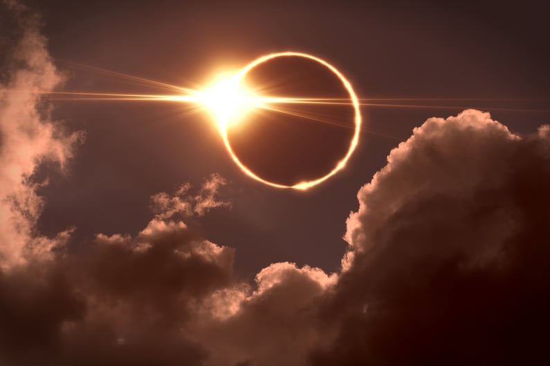 Eclipse GettyImages-1480498138